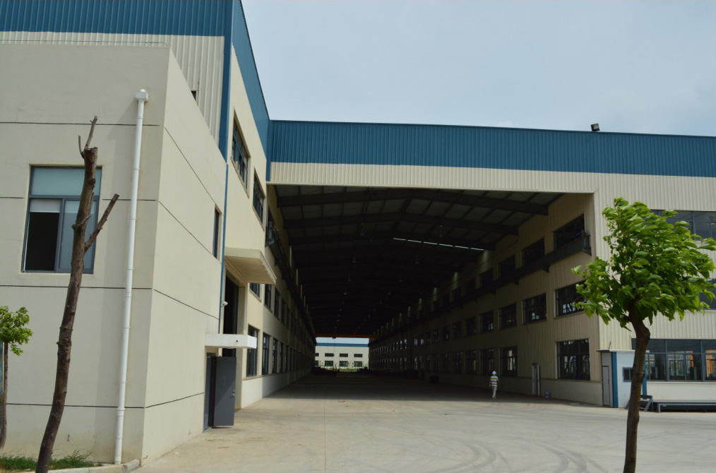 Indoor finished product storage yard